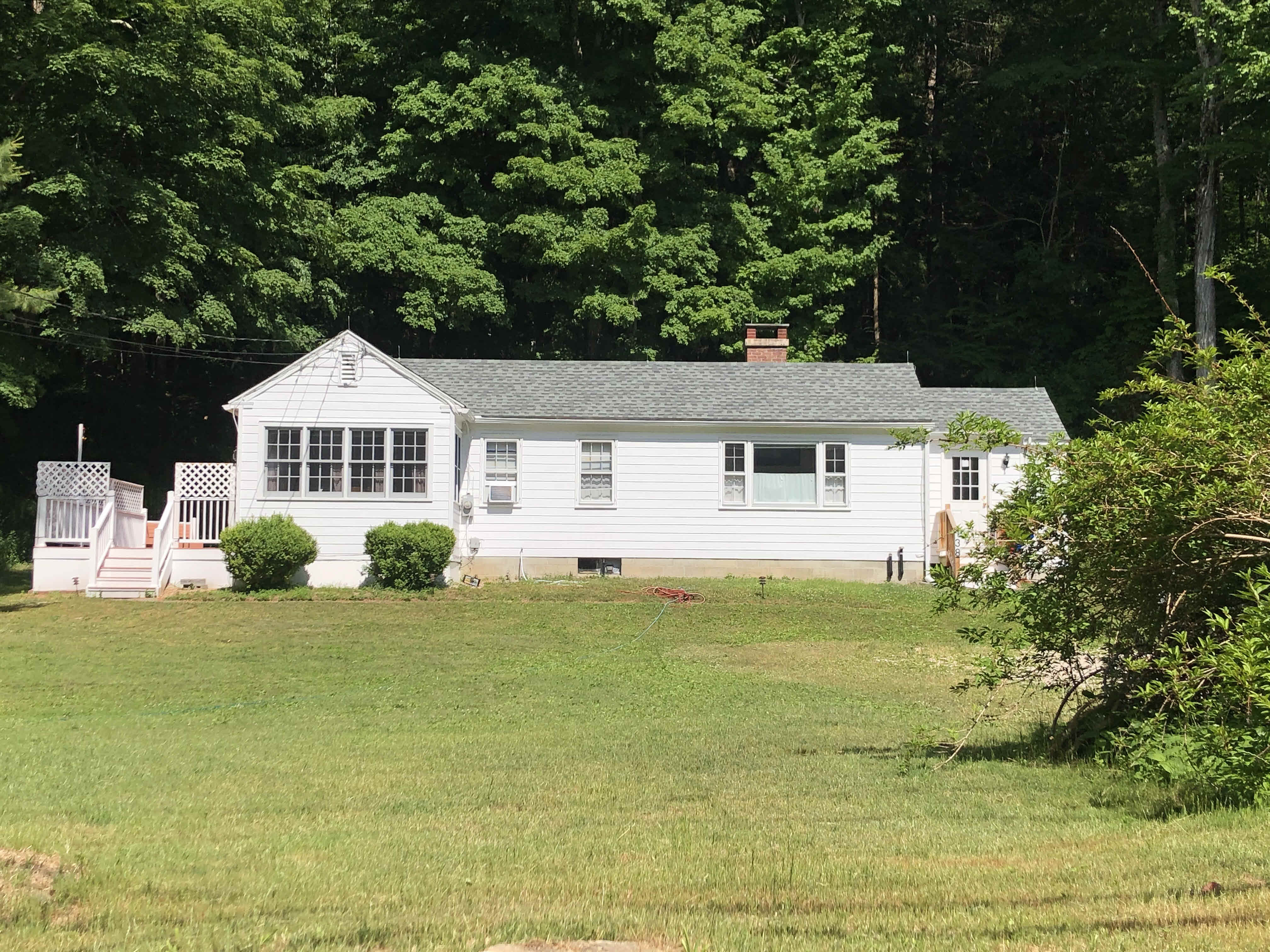 Building photograph for 138 SHARON ROAD